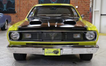 Plymouth-Duster-1971-Curious-Yellow-Tan-7