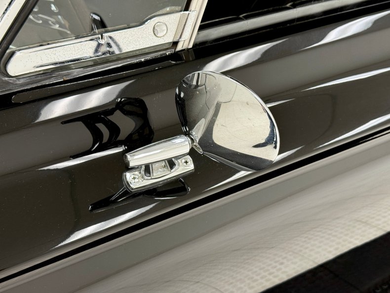 Plymouth-Fury-iii-1965-Ebony-Black-17