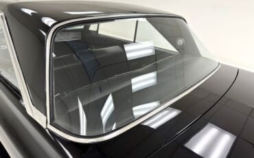 Plymouth-Fury-iii-1965-Ebony-Black-19