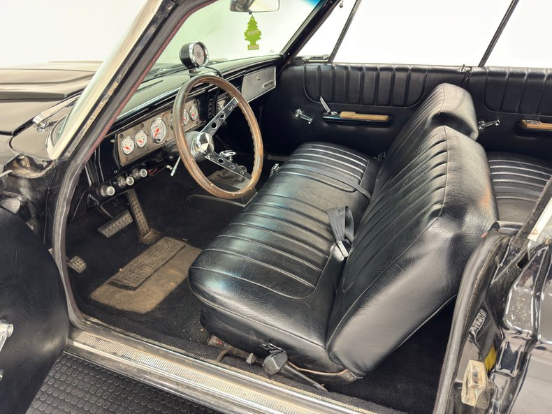 Plymouth-Fury-iii-1965-Ebony-Black-28