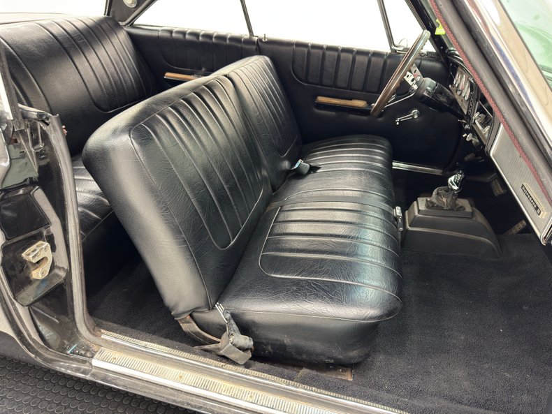 Plymouth-Fury-iii-1965-Ebony-Black-30