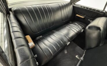 Plymouth-Fury-iii-1965-Ebony-Black-32