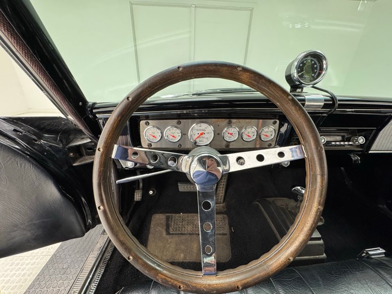 Plymouth-Fury-iii-1965-Ebony-Black-33