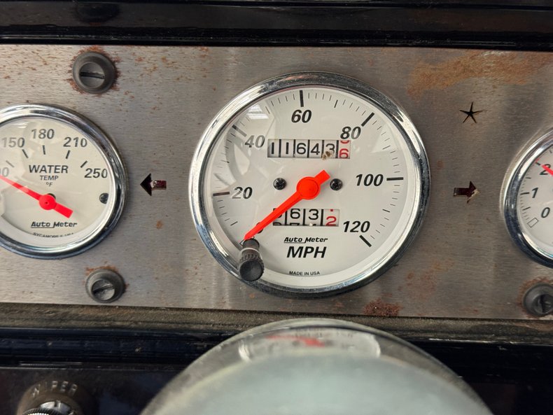 Plymouth-Fury-iii-1965-Ebony-Black-35