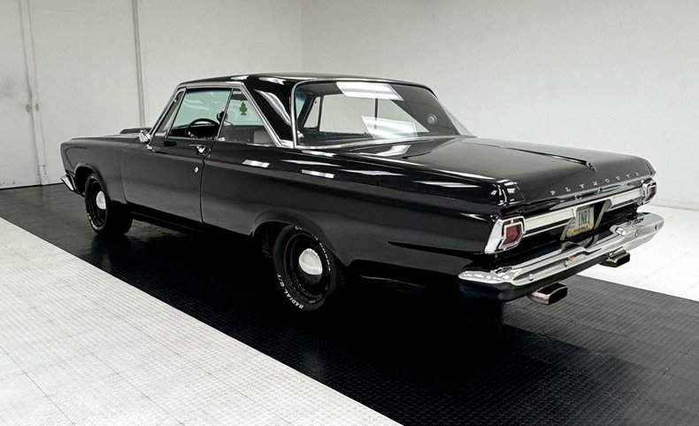 Plymouth-Fury-iii-1965-Ebony-Black-4