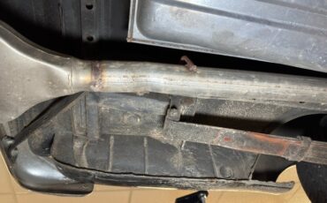 Plymouth-Fury-iii-1965-Ebony-Black-43