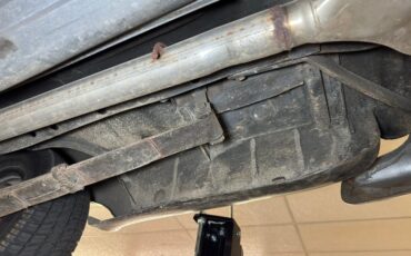 Plymouth-Fury-iii-1965-Ebony-Black-44