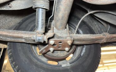 Plymouth-Fury-iii-1965-Ebony-Black-48