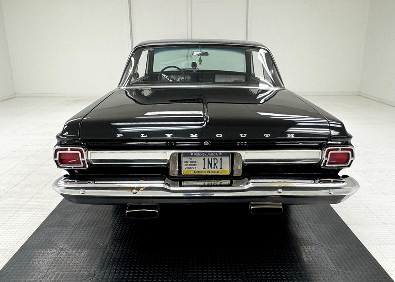 Plymouth-Fury-iii-1965-Ebony-Black-5