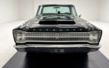 Plymouth-Fury-iii-1965-Ebony-Black-9