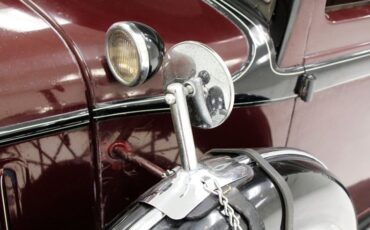 Plymouth-Model-pa-1931-Maroon-Tan-11