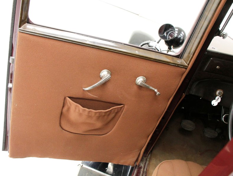 Plymouth-Model-pa-1931-Maroon-Tan-13