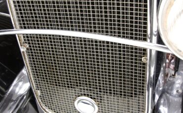 Plymouth-Model-pa-1931-Maroon-Tan-21