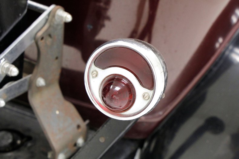 Plymouth-Model-pa-1931-Maroon-Tan-24