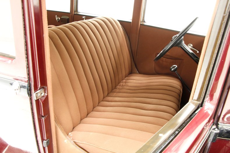 Plymouth-Model-pa-1931-Maroon-Tan-29