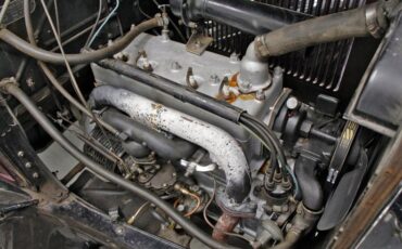 Plymouth-Model-pa-1931-Maroon-Tan-33