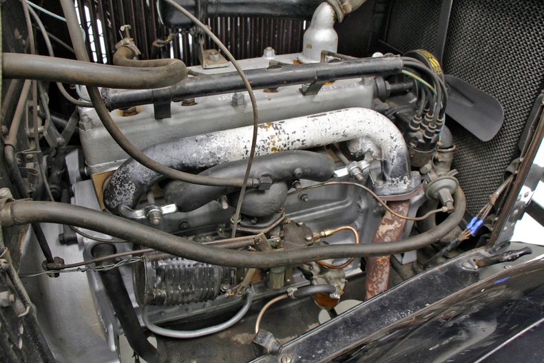 Plymouth-Model-pa-1931-Maroon-Tan-46