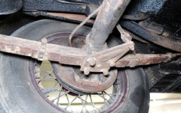 Plymouth-Model-pa-1931-Maroon-Tan-8