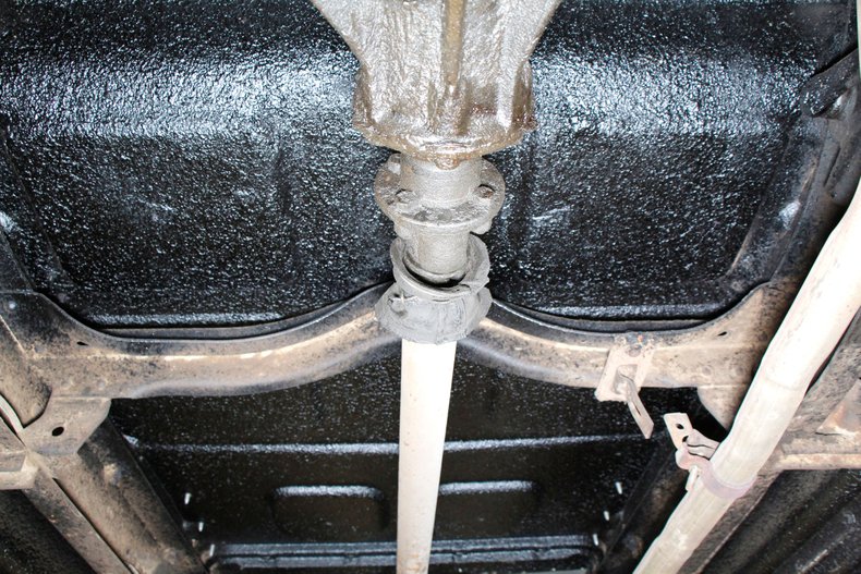 Plymouth-Model-pa-1931-Maroon-Tan-9