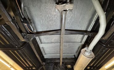 Plymouth-Model-u-1929-Pale-Yellow-Maroon-10