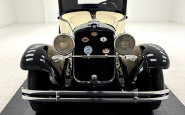 Plymouth-Model-u-1929-Pale-Yellow-Maroon-16