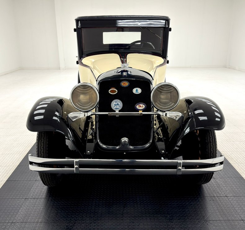 Plymouth-Model-u-1929-Pale-Yellow-Maroon-16