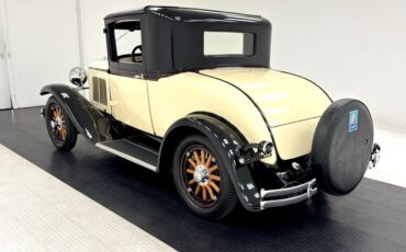 Plymouth-Model-u-1929-Pale-Yellow-Maroon-2
