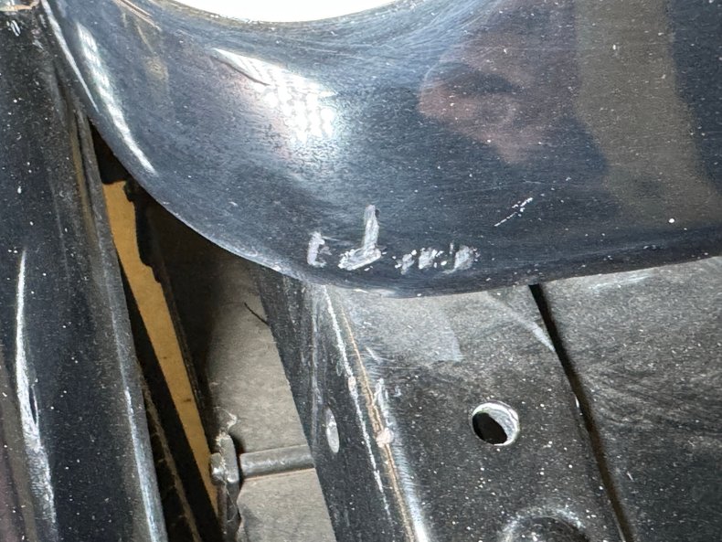 Plymouth-Model-u-1929-Pale-Yellow-Maroon-29