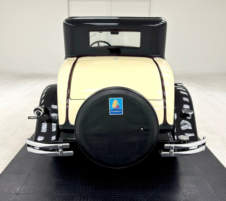 Plymouth-Model-u-1929-Pale-Yellow-Maroon-3