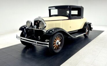 Plymouth-Model-u-1929-Pale-Yellow-Maroon