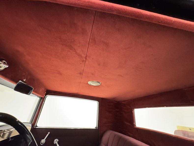 Plymouth-Model-u-1929-Pale-Yellow-Maroon-49