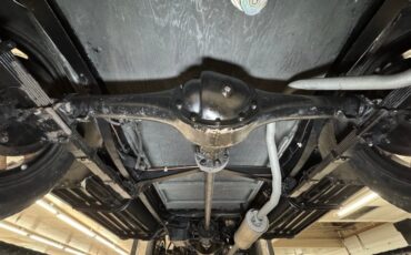 Plymouth-Model-u-1929-Pale-Yellow-Maroon-9