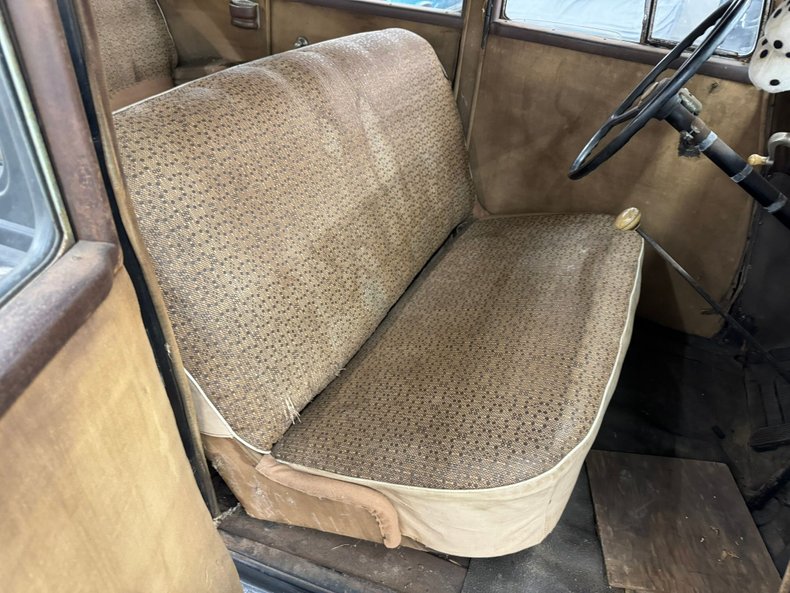 Plymouth-Other-1934-Black-Tan-12