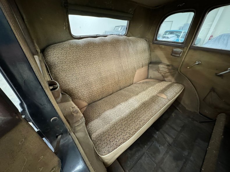 Plymouth-Other-1934-Black-Tan-14