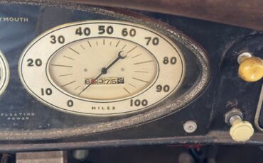 Plymouth-Other-1934-Black-Tan-19