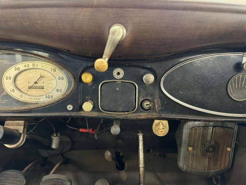 Plymouth-Other-1934-Black-Tan-20