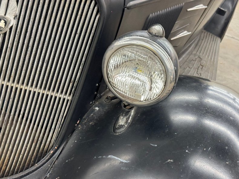 Plymouth-Other-1934-Black-Tan-25