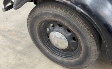 Plymouth-Other-1934-Black-Tan-26