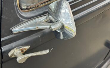 Plymouth-Other-1934-Black-Tan-29