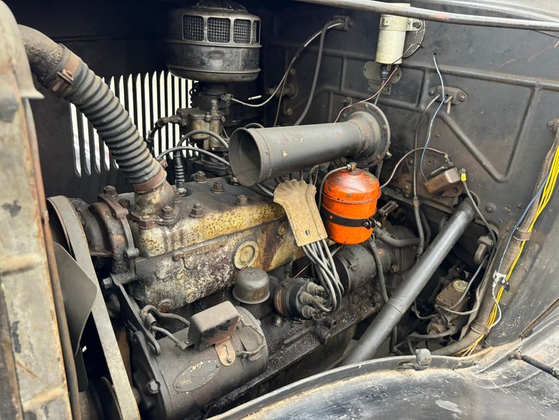 Plymouth-Other-1934-Black-Tan-39