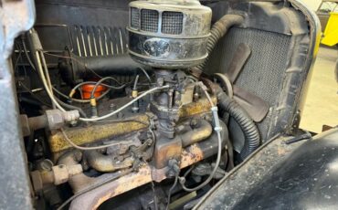 Plymouth-Other-1934-Black-Tan-42