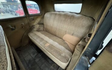 Plymouth-Other-1934-Black-Tan-45