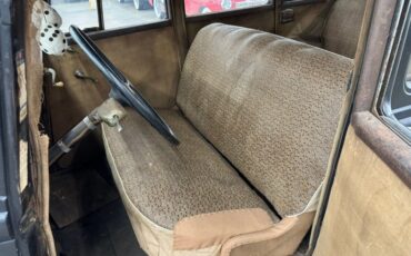 Plymouth-Other-1934-Black-Tan-8