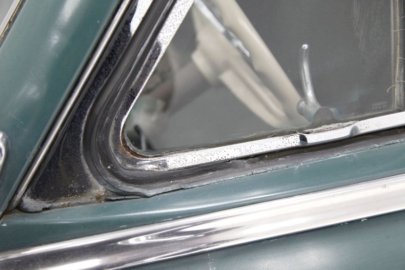 Plymouth-Other-1949-Kitchener-Green-Dark-Green-2