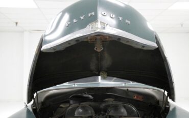 Plymouth-Other-1949-Kitchener-Green-Dark-Green-26