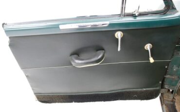 Plymouth-Other-1949-Kitchener-Green-Dark-Green-32