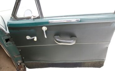 Plymouth-Other-1949-Kitchener-Green-Dark-Green-37