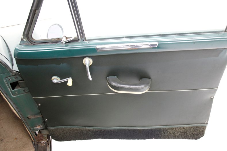 Plymouth-Other-1949-Kitchener-Green-Dark-Green-37