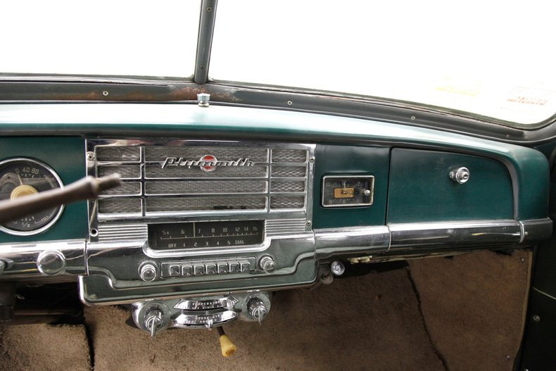 Plymouth-Other-1949-Kitchener-Green-Dark-Green-44