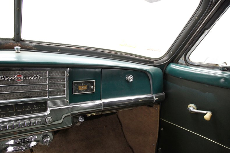 Plymouth-Other-1949-Kitchener-Green-Dark-Green-45